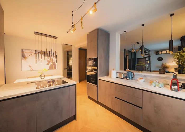 Shades Of Napoca - Artitude Kluž