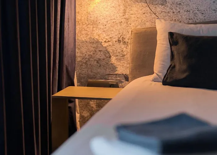 Shades Of Napoca - Artitude